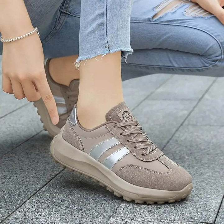 Amara - Comfortable Orthopedic Sneakers