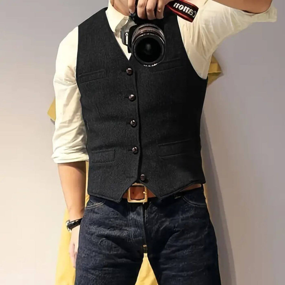 Chad – Elegant Tailored Vest