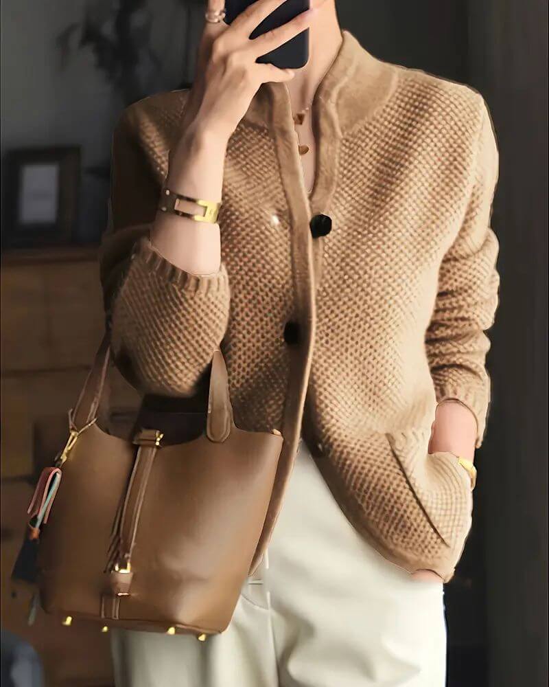 Emilia - Button Front Cozy Knitted Cardigan