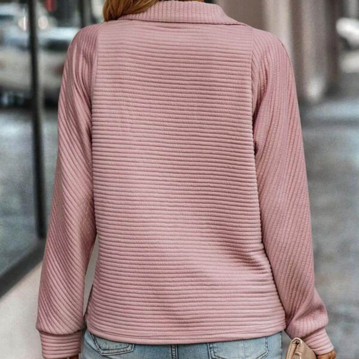 Janelle – Elegant Zip Up V-Neck Sweater