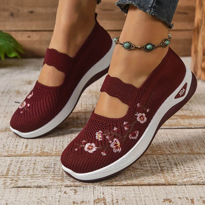Lucy – Breathable Orthopedic Comfort Shoes