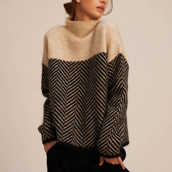 Lucy - Cozy Loose Fit Turtleneck Sweater