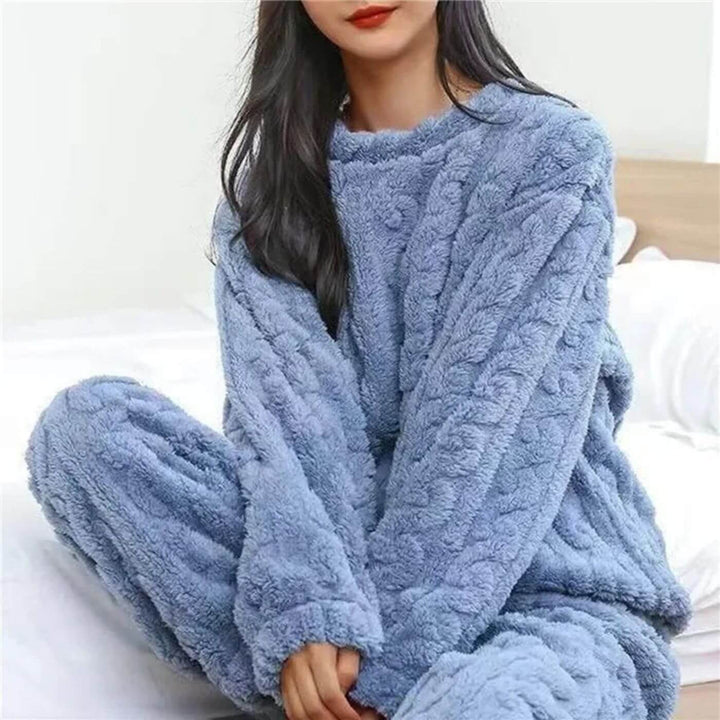 Maggie - Soft and Cozy Winter Pajama Set
