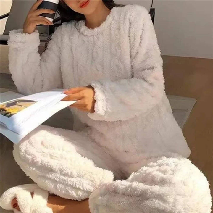 Maggie - Soft and Cozy Winter Pajama Set