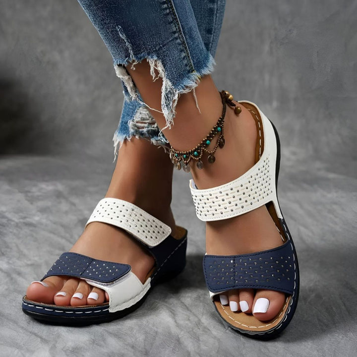 Mallory – Lightweight Orthopedic Sandals