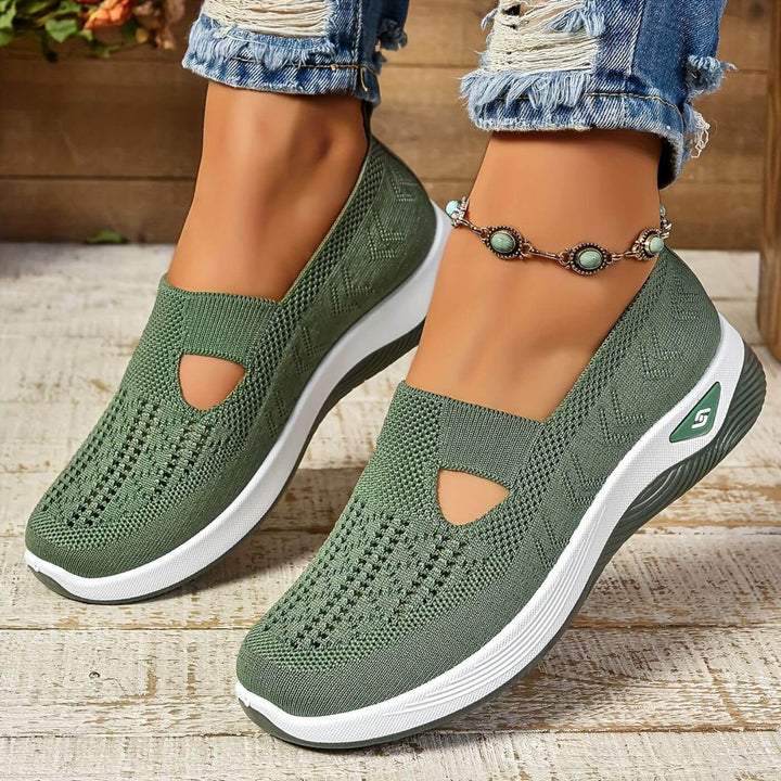 OrthoWalk – Breathable and Non-Slip Orthopedic Shoes