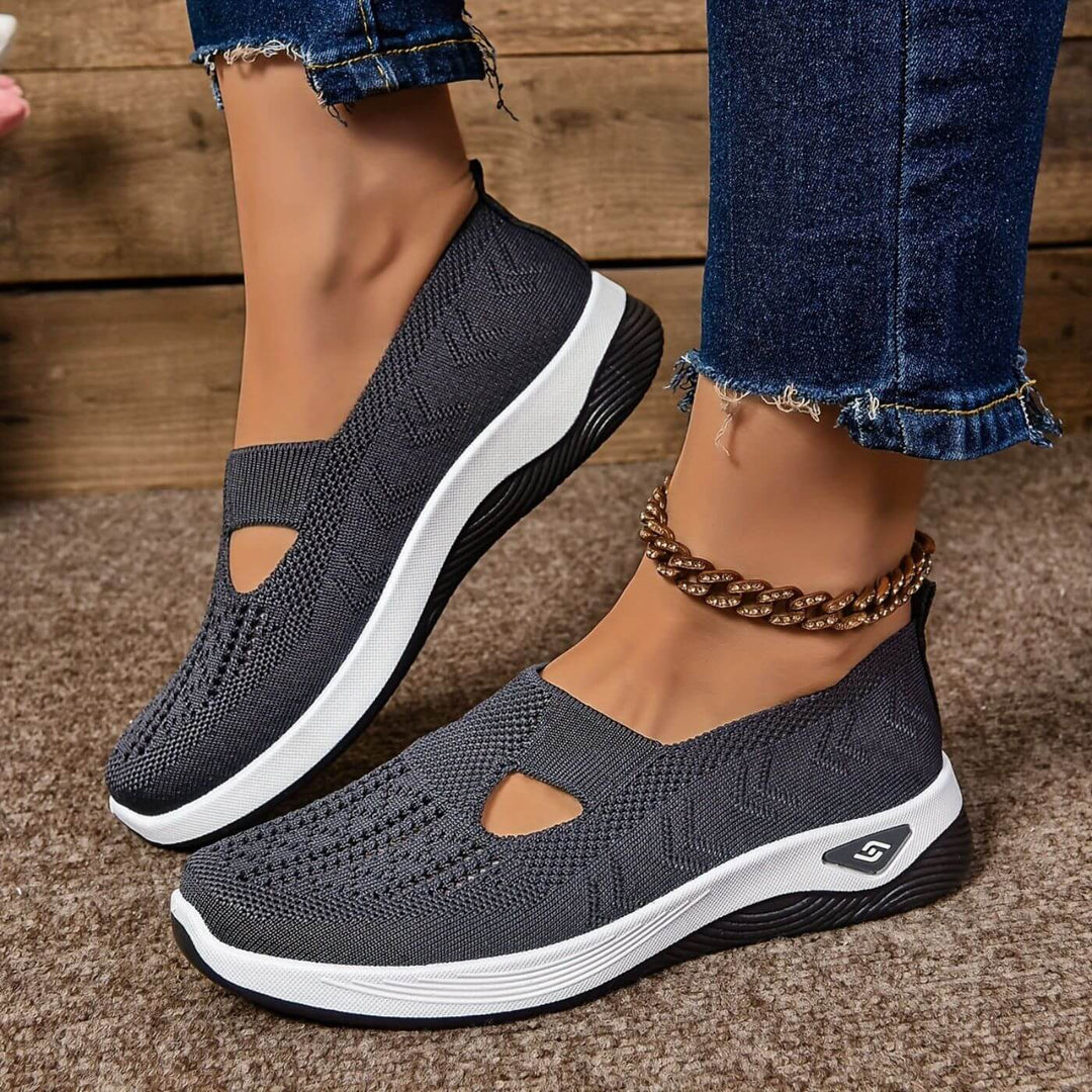 OrthoWalk – Breathable and Non-Slip Orthopedic Shoes