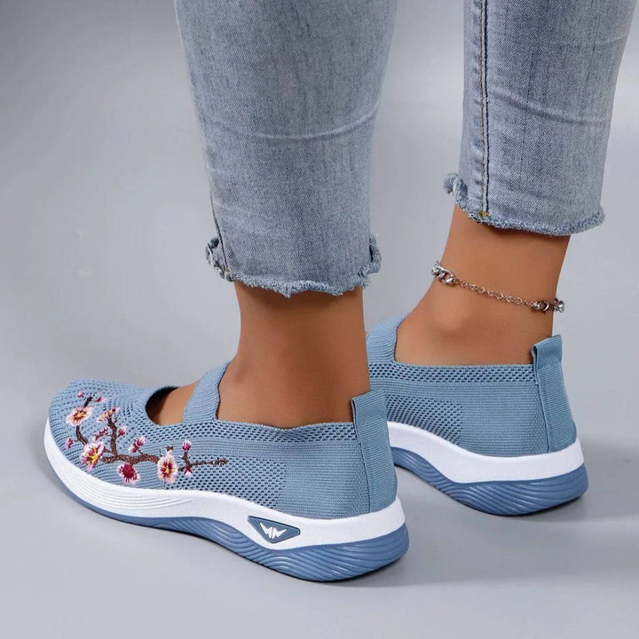 Paige – Non-slip Floral Orthopedic Shoes