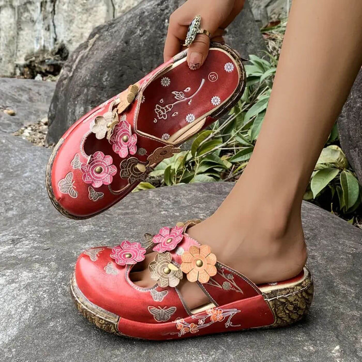 Scarlett – Vintage Red Blossom Sandals
