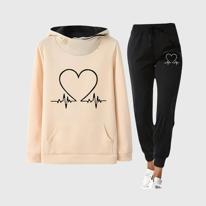 Valeria - Ultra Comfortable Heartbeat Hoodie and Pants Set